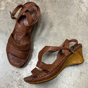 Ariat Brown Leather Wedge Sandals